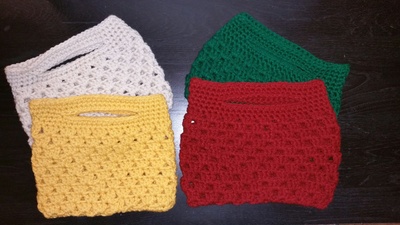 Small Crochet Clutch