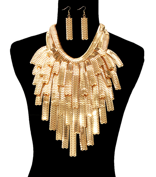 Gold Mesh Necklace Set