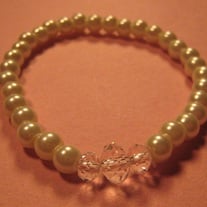 Ivory Glass Pearl & Crystal Bracelet