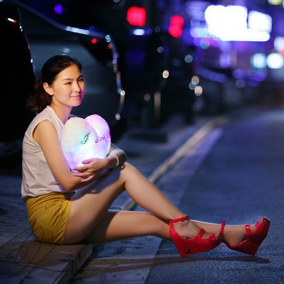 Love colorful body pillow love shape glow led luminous light pillow cushion soft relax gift smile 3 colors body pillow