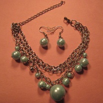 Glass Pearl Bracelet & Earring Set