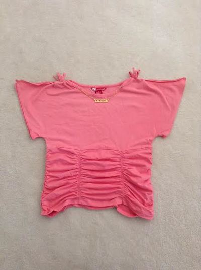 (New no tag) Girls Ecko Red Pink Top with Gold Chain