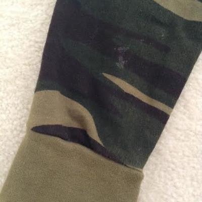 Semi cropped camo zip up