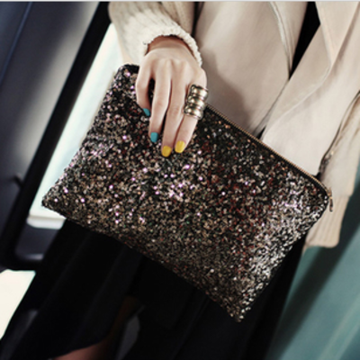 Dazzling clutch bag