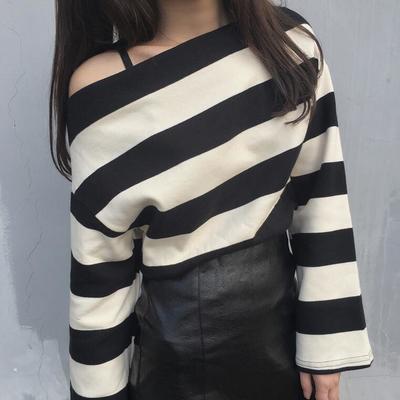 Striped off the shoulder t-shirt - Thumbnail 5
