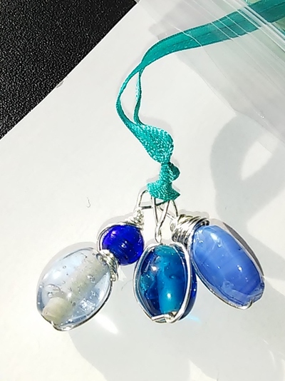 blue triple wire wrapped pendant necklace