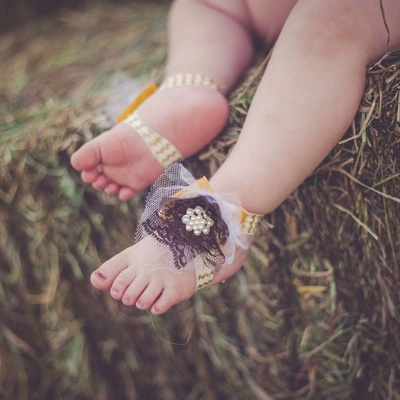 Mustard fancy barefoots