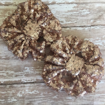 Nude sparkle piggy clips 