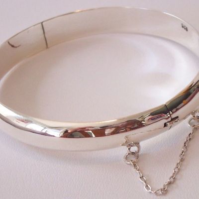High polished sterling silver bangle 2.5 inches