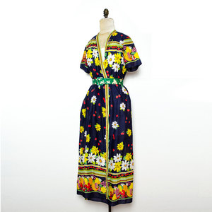 Vintage 1950s M / L Floral Maxi Dress Robe Vest  Blue Cherries Medium Large Retro Housewife - Thumbnail 2