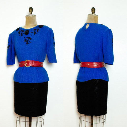 Vtg Royal M / L Blue Sweater Top Shirt w/ Black Roses Rosettes Silk Beaded Beads Short Sleeve Medium Large Angora