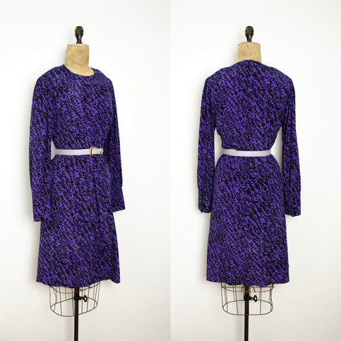 Vintage M / L Purple Shift Dress w/ Black Marbling Long Sleeve Midi Retro Mad Men Boho