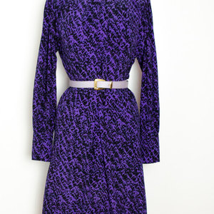 Vintage M / L Purple Shift Dress w/ Black Marbling Long Sleeve Midi Retro Mad Men Boho - Thumbnail 1