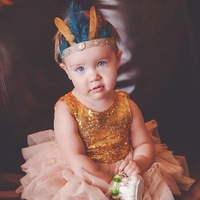 Customizable Feather Crown - Thumbnail 1