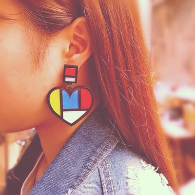 Colorful heart stud earring