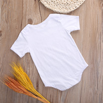 I Make Mama's Heart Full Onesie - Thumbnail 1