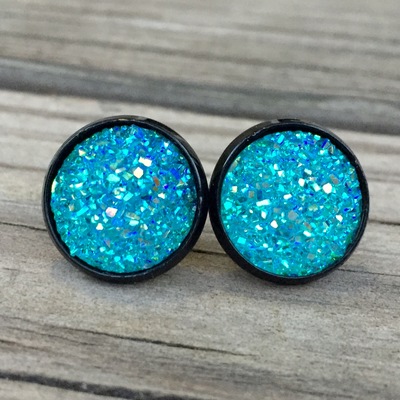 14mm aqua studs with black setting