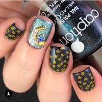 Moon w/ Blue Gem- Gold - Thumbnail 1