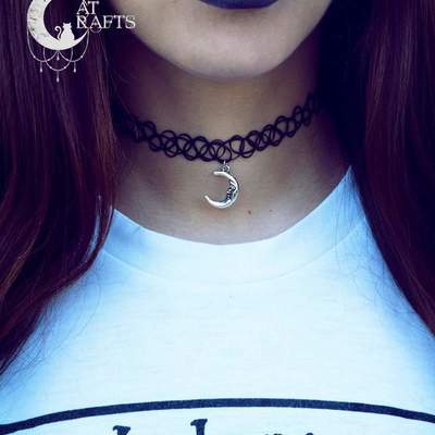 Tattoo moon choker