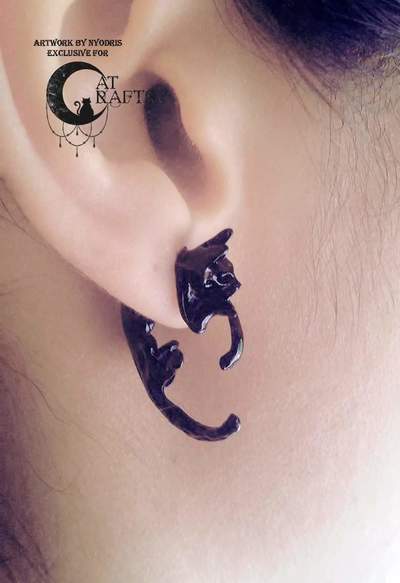 Fake plug black cat earring