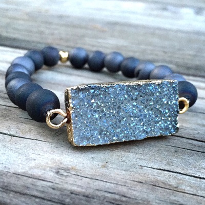 Blue ice & titanium quartz bracelet - Thumbnail 4