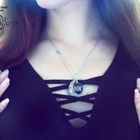 Silver necklace with filigree crescent moon and triple moon cabochon - Thumbnail 1