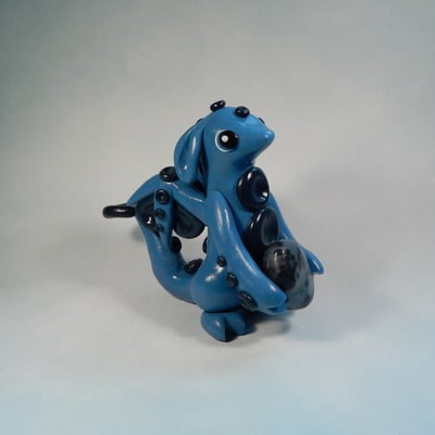 Blue spotted rock dragon