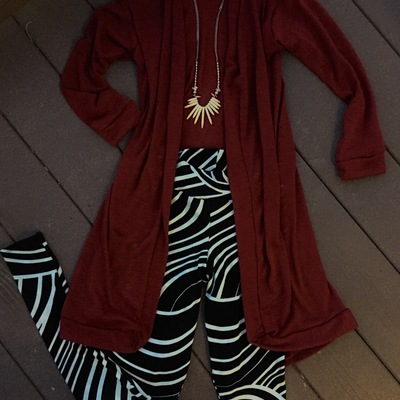 Ella slit-back duster with leggings set