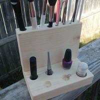 Brush Holder Commission - Thumbnail 1