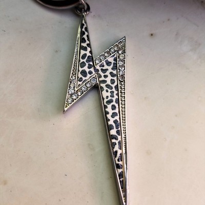 Electric feel keychain