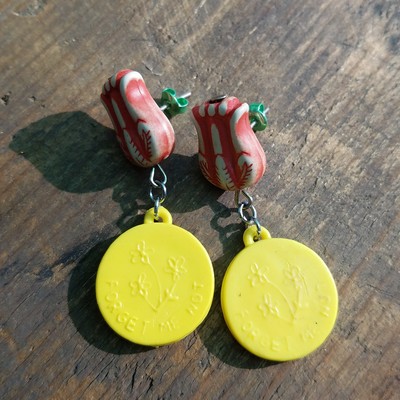 Don't you forget about me earrings - Thumbnail 4