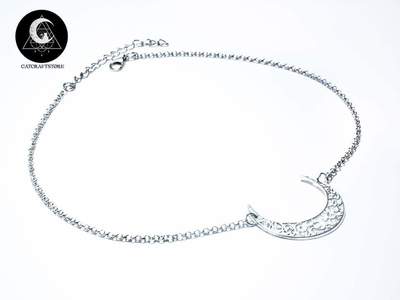 Filigree moon necklace 