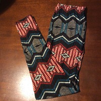 Fall Love Aztec Leggings - Thumbnail 1