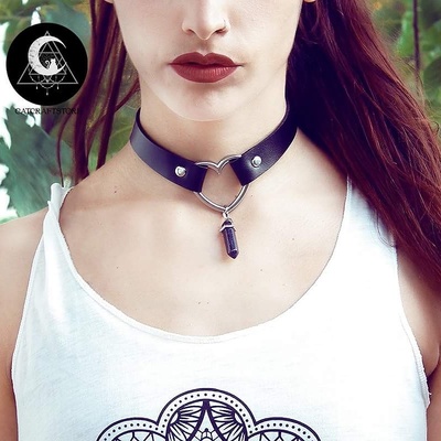 Heart choker with crystal point