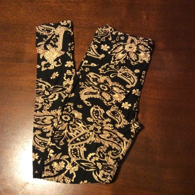 Brown paisley leggings