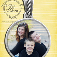 Heirloom Portrait 13/16" Pendant with Rope Twist  - Thumbnail 1