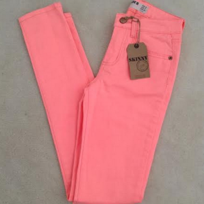 (new with tags) cotton on neon coral skinny jeans