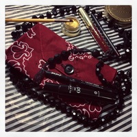 Band Anna Brush Holder - in Burnt Burgundy - Thumbnail 4