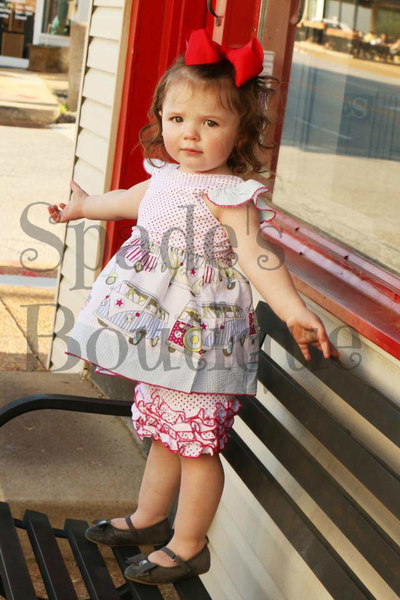 ON THE GO FLUTTER SLEEVE TOP AND RUFFLE SHORTS