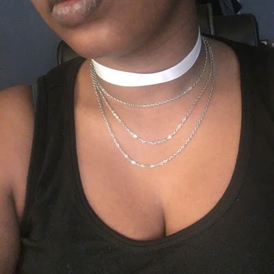 "chain"ing things white choker