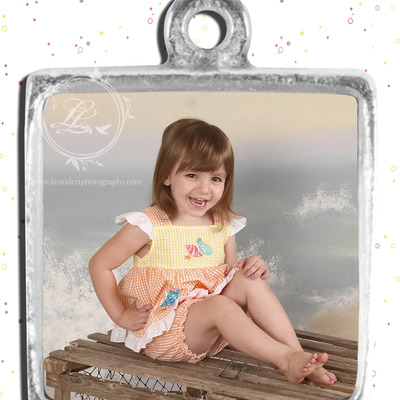 Heirloom small ½” square charm