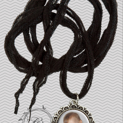 Heirloom silver circle portrait necklace