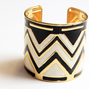 Black & White Geometric Wide Cuff Bangle Bracelet - Thumbnail 2