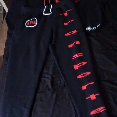 E.r datransporter's (black,bloodred,&white) artist (sweatsuit)