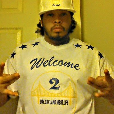 Exclusive (white,blue,&yellow) bowl bayarea shirt.