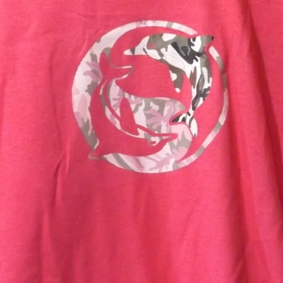 Small pink custom made dolphin camo ying yang cotton t-shirt