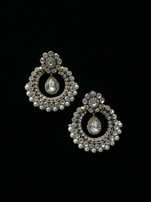Rasia Earrings 