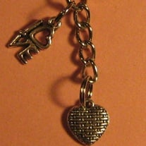 L<3ve Heart Key Chain