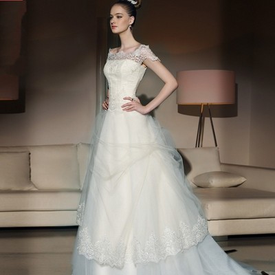 Vintage ivory off shoulder sleeves wedding dress