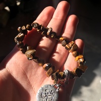 Elastic Tiger's Eye Aum Bracelet  - Thumbnail 1